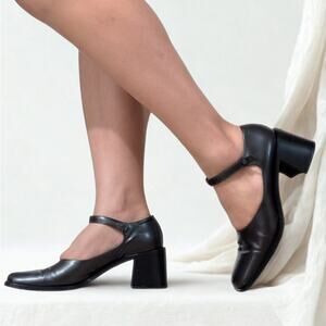 Joan David Gunmetal Leather Mary Jane Block Pump Heels Vintage 90s Italy 6.5